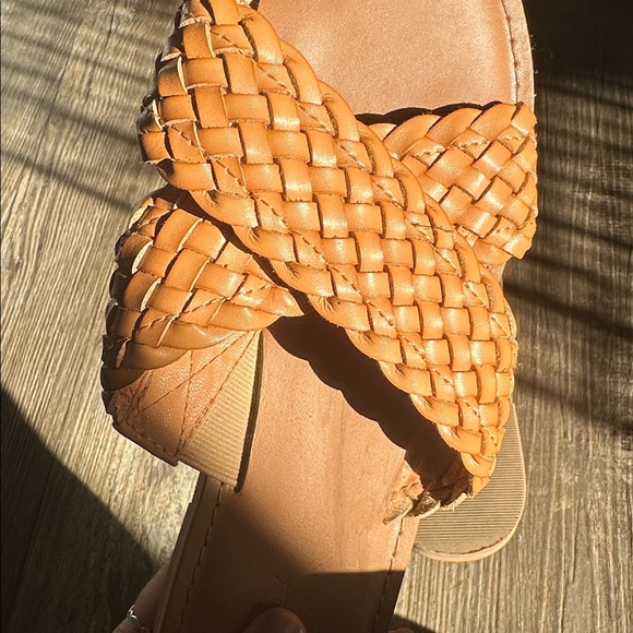 Sandals - Picture 3 of 3